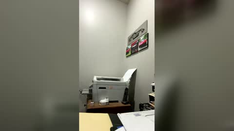 wes40960 online show from 06.03.26