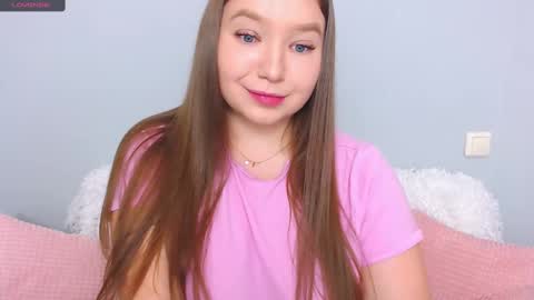 Snapshot of wet__molly chatting on 02.27.25 molly online show from 02.27.25