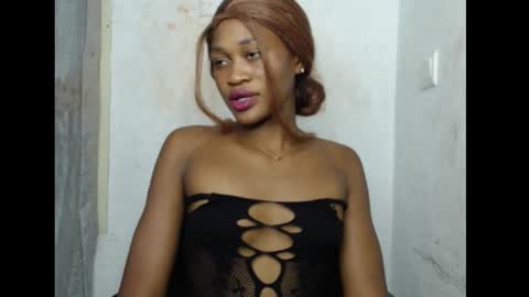 Snapshot of wet_ebonygirl9 chatting on 10.22.25 Wet ebonygirl9 online show from 10.22.25