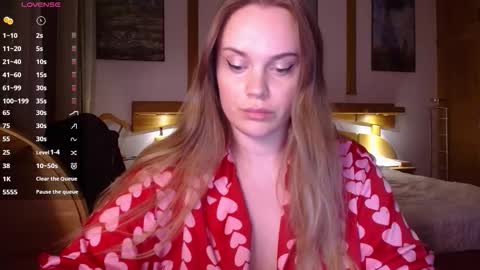 Lana online show from 03.04.26