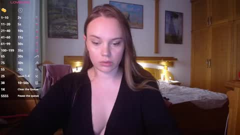 Lana online show from 04.29.26