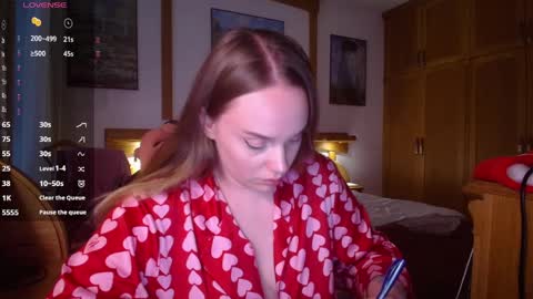 Lana online show from 04.30.26