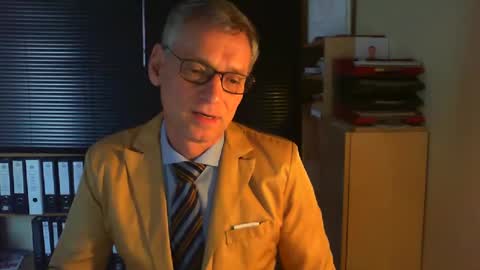 Franz online show from 02.16.25