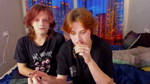 Snapshot of wettee_foxs chatting on 09.20.25 wettee_foxs online show from 09.20.25