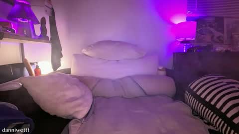 danni online show from 11.07.25