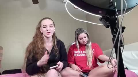 Snapshot of wh0remoanal chatting on 12.16.25 Madasyn Rose online show from 12.16.25