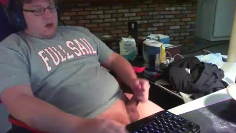 Snapshot of whateverdude555 chatting on 11.05.25 whateverdude555 online show from 11.05.25