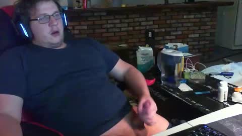 Snapshot of whateverdude555 chatting on 11.13.25 whateverdude555 online show from 11.13.25