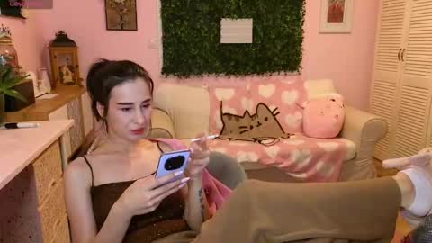 Victoria Maria online show from 02.19.26