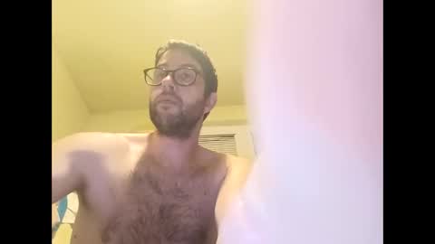 Snapshot of whatwouldyouliketosee chatting on 01.12.26 stoffy online show from 01.12.26