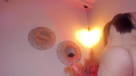 Sara  online show from 01.19.25