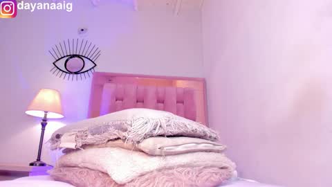 Sara  online show from 11.11.25