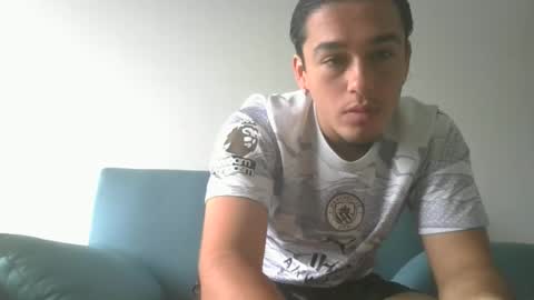 Snapshot of whiiteprince chatting on 12.13.24 whiiteprince online show from 12.13.24