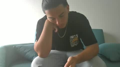 Snapshot of whiiteprince chatting on 12.17.24 whiiteprince online show from 12.17.24