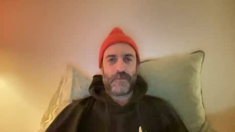 Snapshot of whiskylovexxx chatting on 12.19.25 WhiskyLove online show from 12.19.25