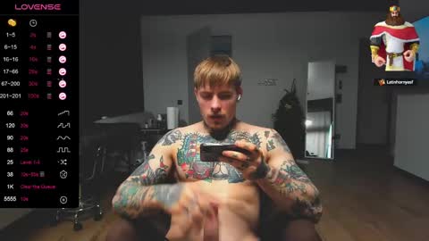 Snapshot of white_king999 chatting on 01.13.25 Max online show from 01.13.25