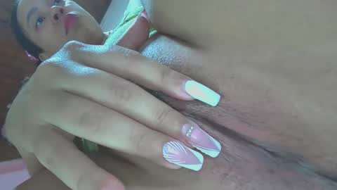 Snapshot of white_sexy_ chatting on 02.04.25 white_sexy_ online show from 02.04.25