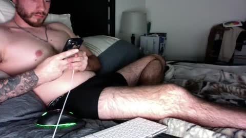 Snapshot of whitebubblebutt44 chatting on 09.15.25 whitebubblebutt44 online show from 09.15.25