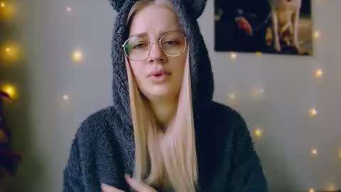 whitehex666 online show from 02.10.26