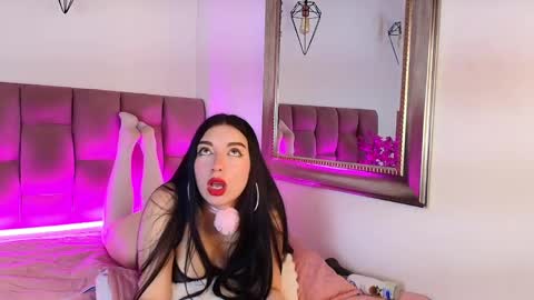 whitehott_ online show from 05.01.26