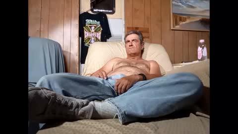 Snapshot of whitelion67 chatting on 11.13.25 whitelion67 online show from 11.13.25