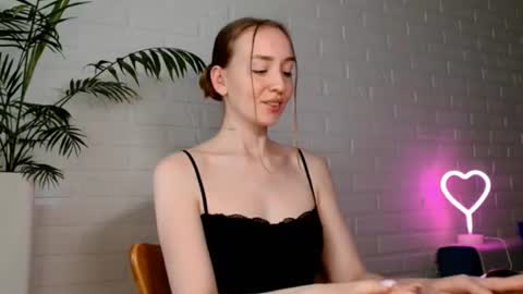 Snapshot of whiteprincessluna chatting on 07.06.26 You wont find me here on Saturdays and Sundays online show from 07.06.26