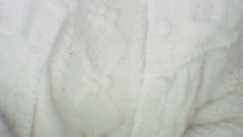 Snapshot of whitesweater chatting on 12.05.24 whitesweater online show from 12.05.24