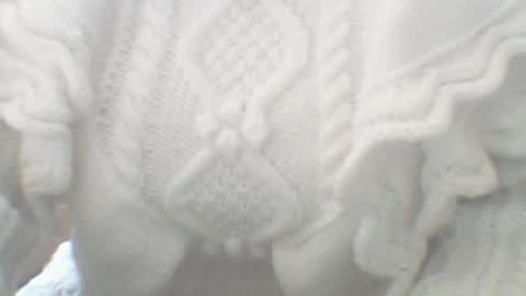 Snapshot of whitesweater chatting on 02.20.25 whitesweater online show from 02.20.25