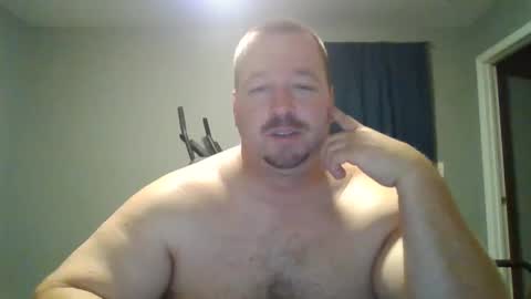 Snapshot of whitewolf850212 chatting on 12.02.24 white wolf jeremy online show from 12.02.24