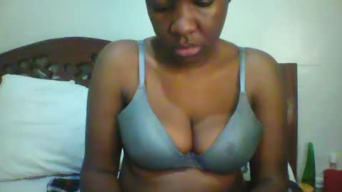 Snapshot of whitney_ly chatting on 06.18.26 whitney_ly online show from 06.18.26