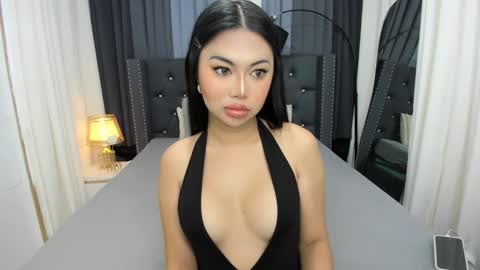 Sofia online show from 11.18.25