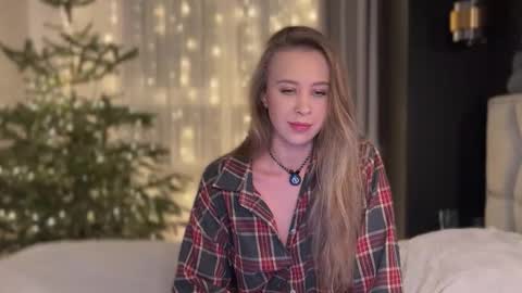 Snapshot of why_____not chatting on 01.08.26 Alice online show from 01.08.26