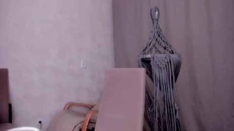 Snapshot of why_again_me chatting on 02.23.25 Veronica online show from 02.23.25