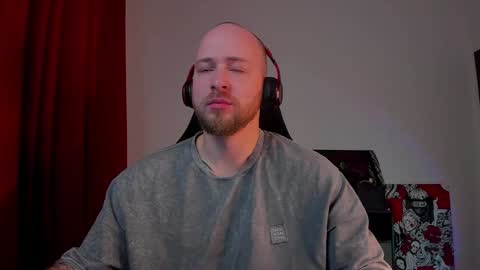 VI online show from 01.20.25