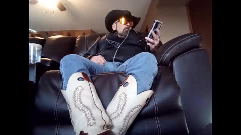 Snapshot of wibootdude chatting on 12.03.24 wibootdude online show from 12.03.24