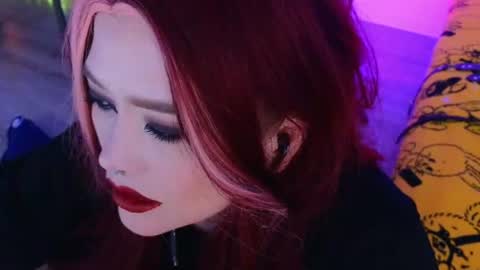 Laura  online show from 07.22.26