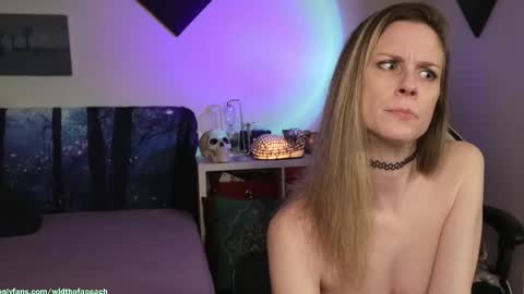 Gretchen  Jimmy online show from 10.04.25