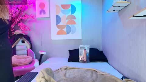 sussy online show from 06.05.26