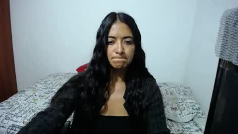Ilauren online show from 06.25.26