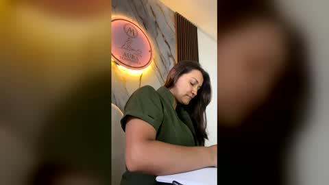 Snapshot of wild_aura chatting on 03.28.26 wild_aura online show from 03.28.26