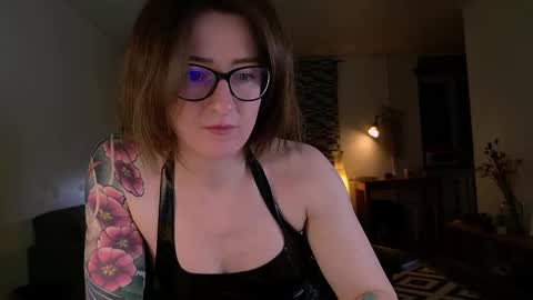 wild_peony online show from 02.13.25