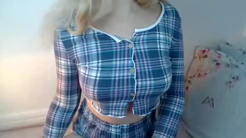 Ella online show from 02.26.25