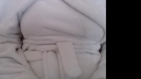 Ella online show from 10.06.25