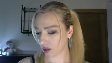 Alina online show from 02.28.25