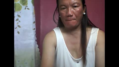 Snapshot of wild_sunflower11 chatting on 12.20.24 wild_sunflower11 online show from 12.20.24