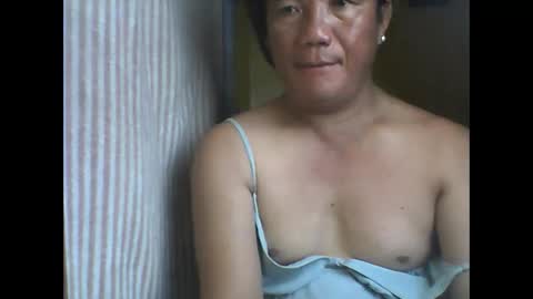 Snapshot of wild_sunflower11 chatting on 09.13.25 wild_sunflower11 online show from 09.13.25