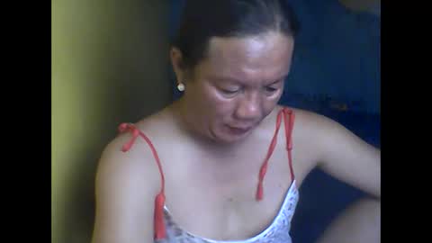 Snapshot of wild_sunflower11 chatting on 10.22.25 wild_sunflower11 online show from 10.22.25