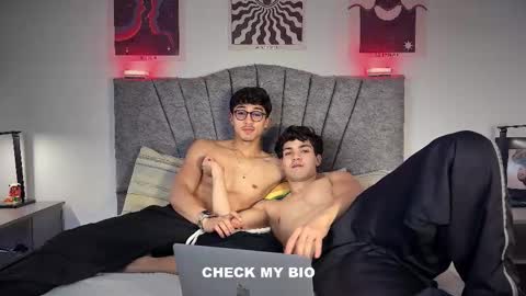 Snapshot of wilddesiree_ chatting on 02.19.26 WildDesire online show from 02.19.26