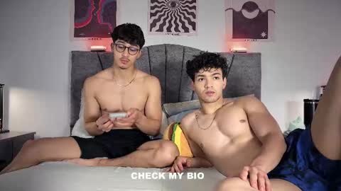 Snapshot of wilddesiree_ chatting on 02.22.26 WildDesire online show from 02.22.26