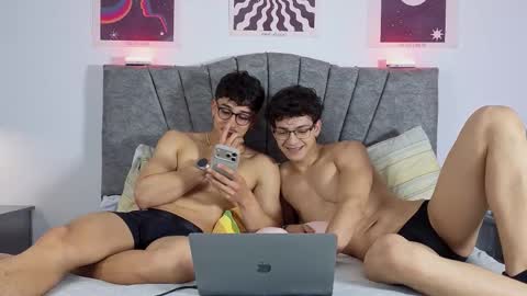 Snapshot of wilddesiree_ chatting on 03.07.26 WildDesire online show from 03.07.26